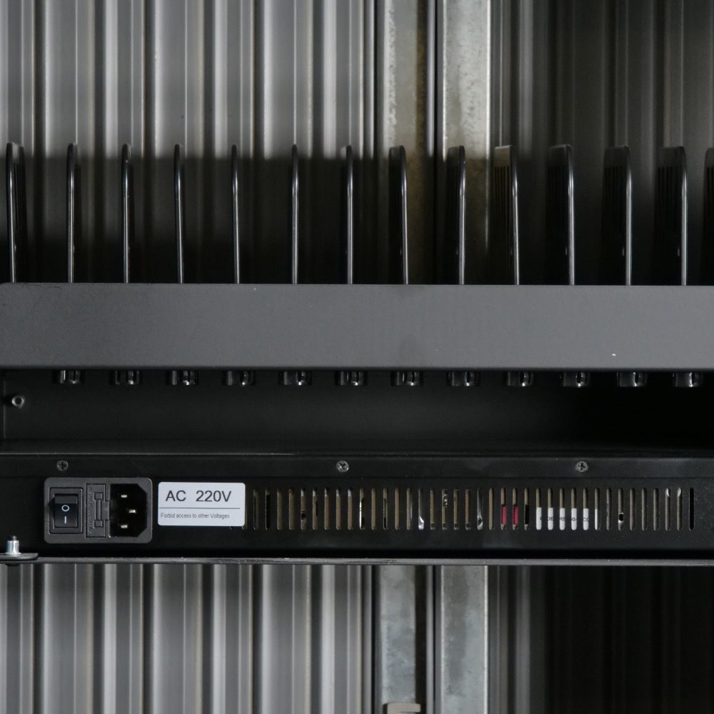 Photo of the battery back Photo of the battery back